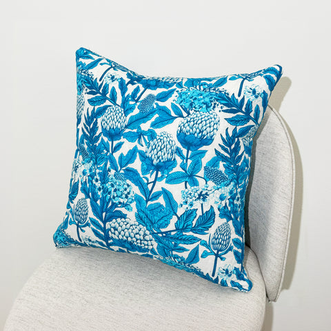 Sky Blue Chrysanthemum Quilted Cushion Cover